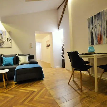 Gallery Old Town Apartment